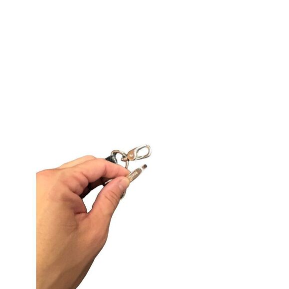 Black & White Geometric Handbag With Adjustable Strap & Inner Pockets - Picture 11 of 14